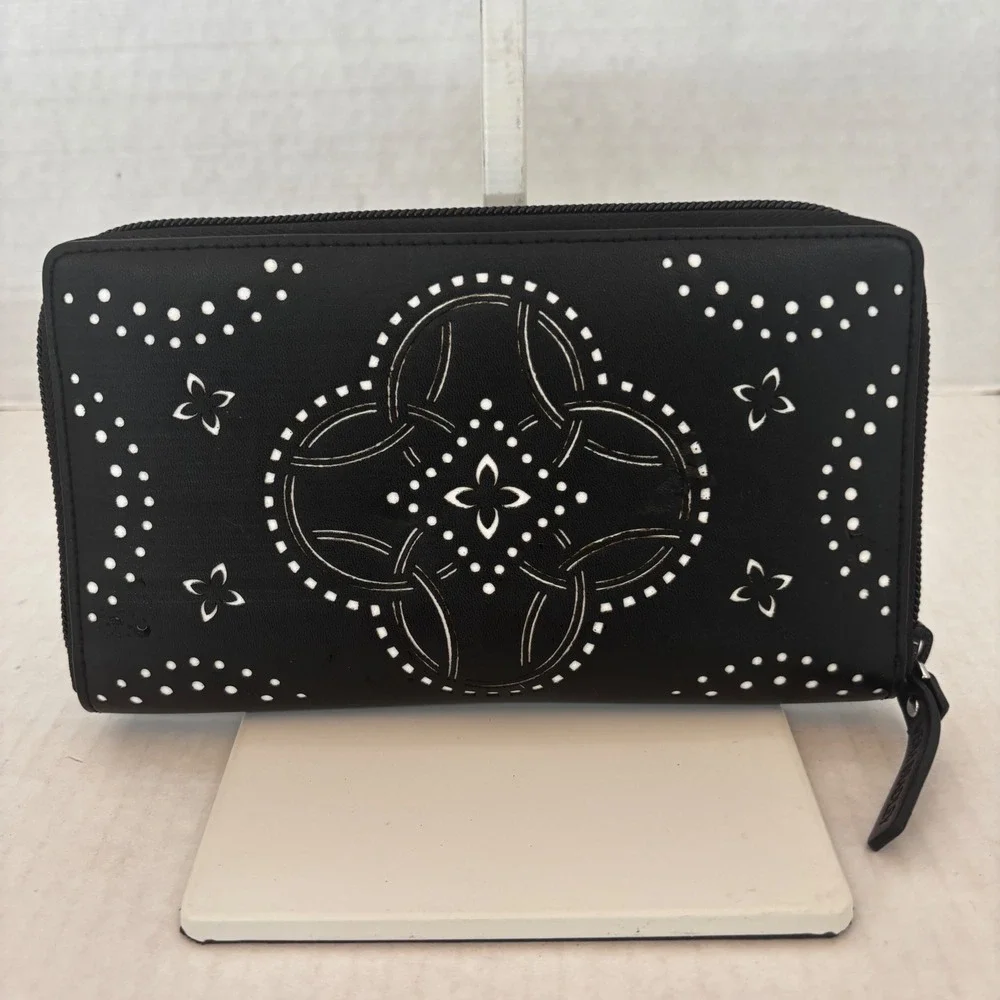 Vera Bradley Zip Around Wallet Womens‎ Black Laser Cut Medallion Faux Leather